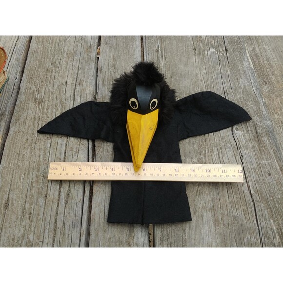 Vintage Carved Wood Raven Hand Puppet, Collectable German Folk Art - Picture 9 of 10